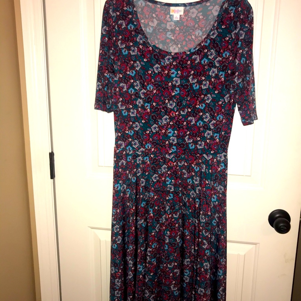 LuLaRoe Nicole Dress size L